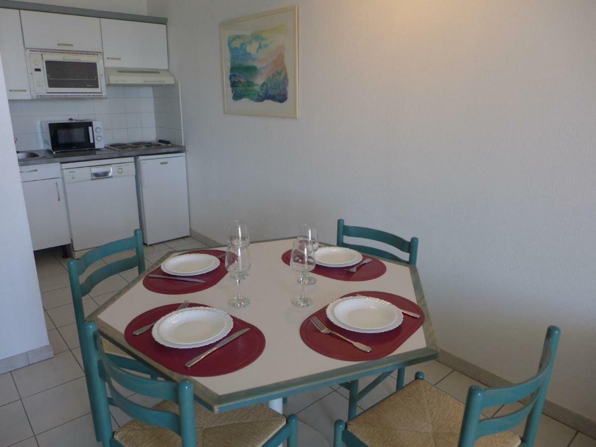 L'open-10 By Interhome Appartement Fréjus